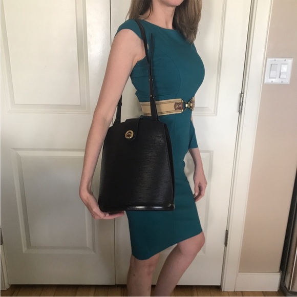 GUESS Bodycon Peplum Dress - Picture 6 of 6